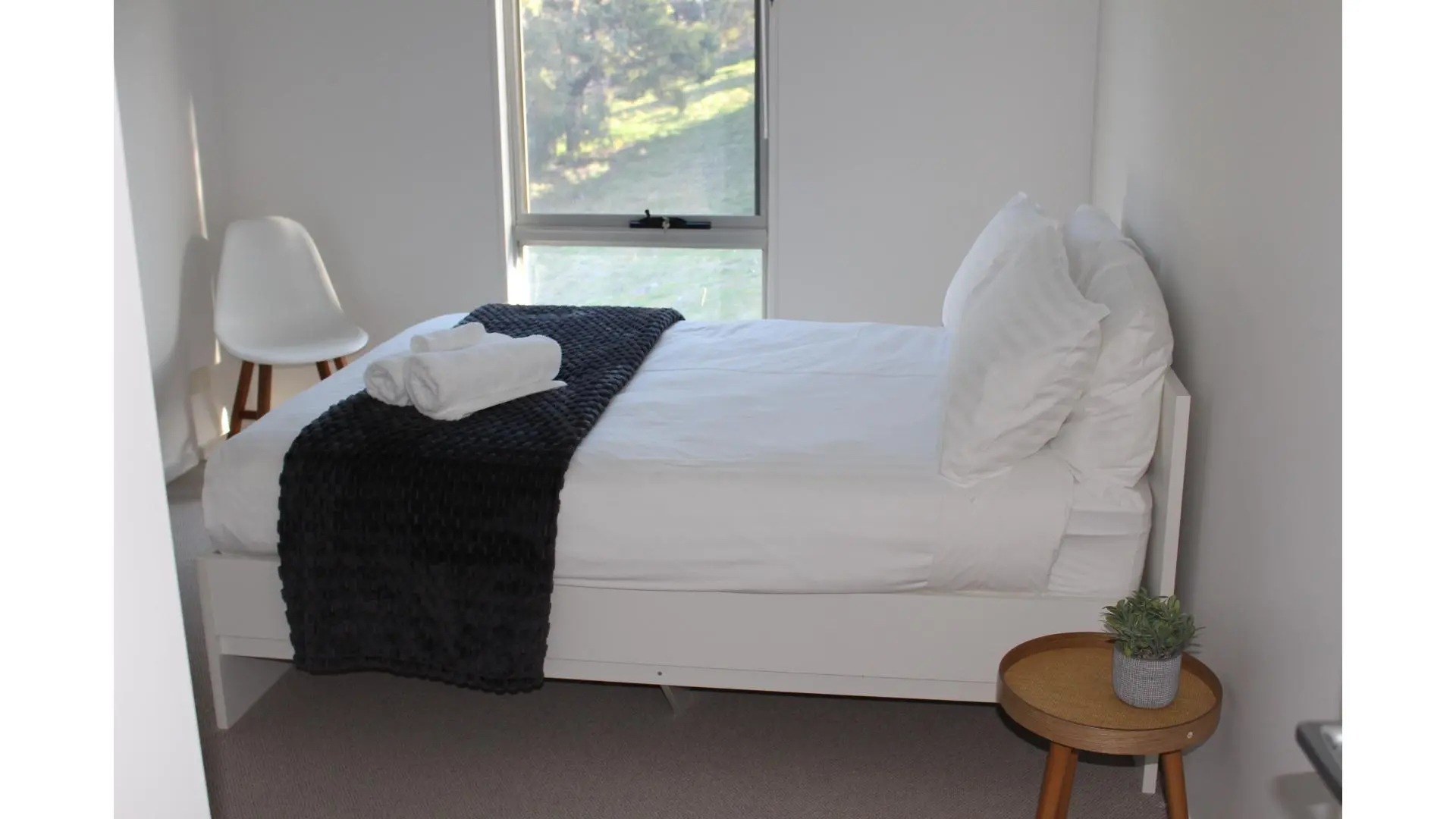 Comfortable bedroom with Double bedroom